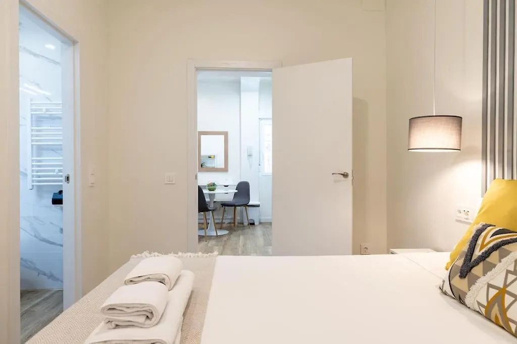 Apartamento Quintana Elfo Apartment Madrid Spain
